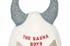 FI 0098RV                 6 mm, 800 gm2 100 % wool